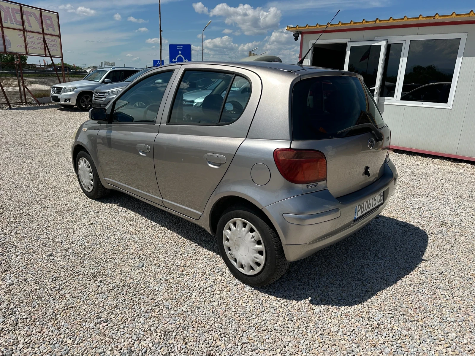 Toyota Yaris Климатик 4/5 врати, снимка 5 - Автомобили и джипове - 54492192