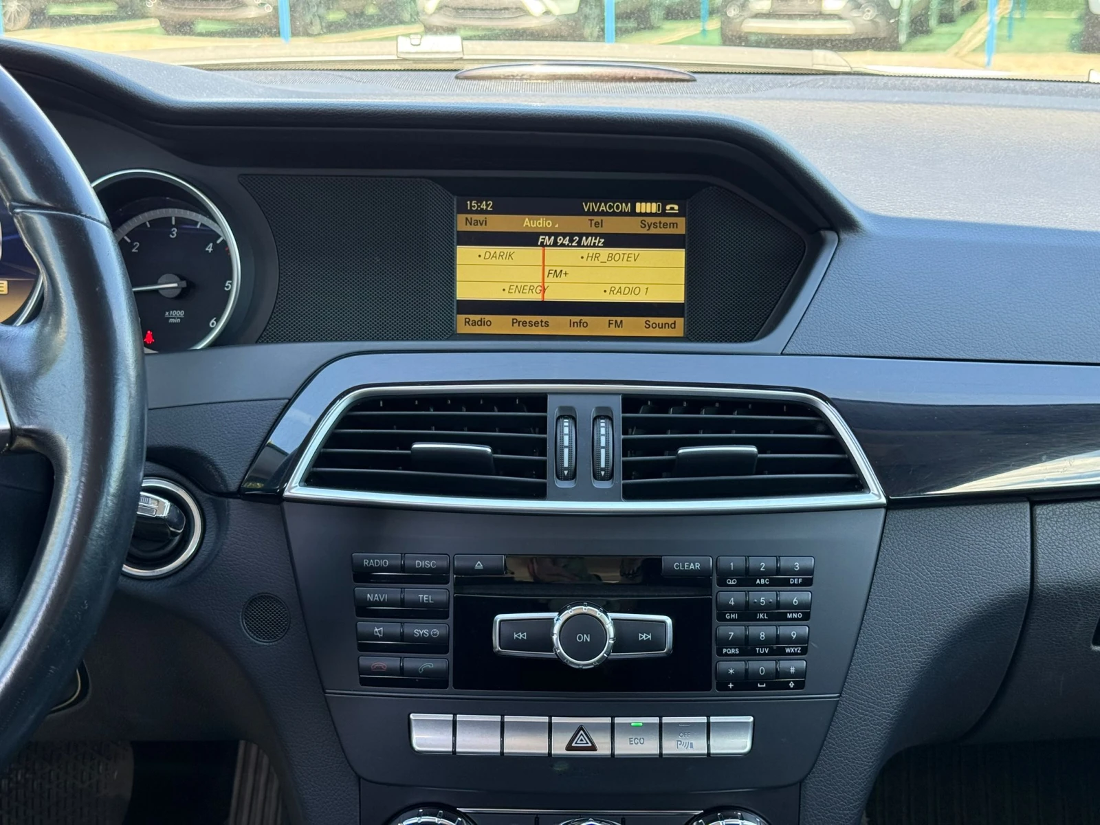 Mercedes-Benz C 220 CDi АВТОМАТ НАВИ АВТОПИЛОТ  Bi-XENON, снимка 16 - Автомобили и джипове - 54735812