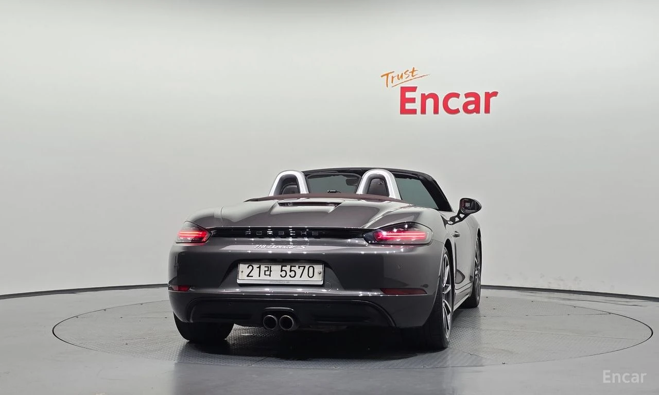Porsche Boxster 2.5 S* CABRIO* BOSE* ПОДГРЕВ* ОБДУХВАНЕ* КАМЕРА* , снимка 4 - Автомобили и джипове - 55046174