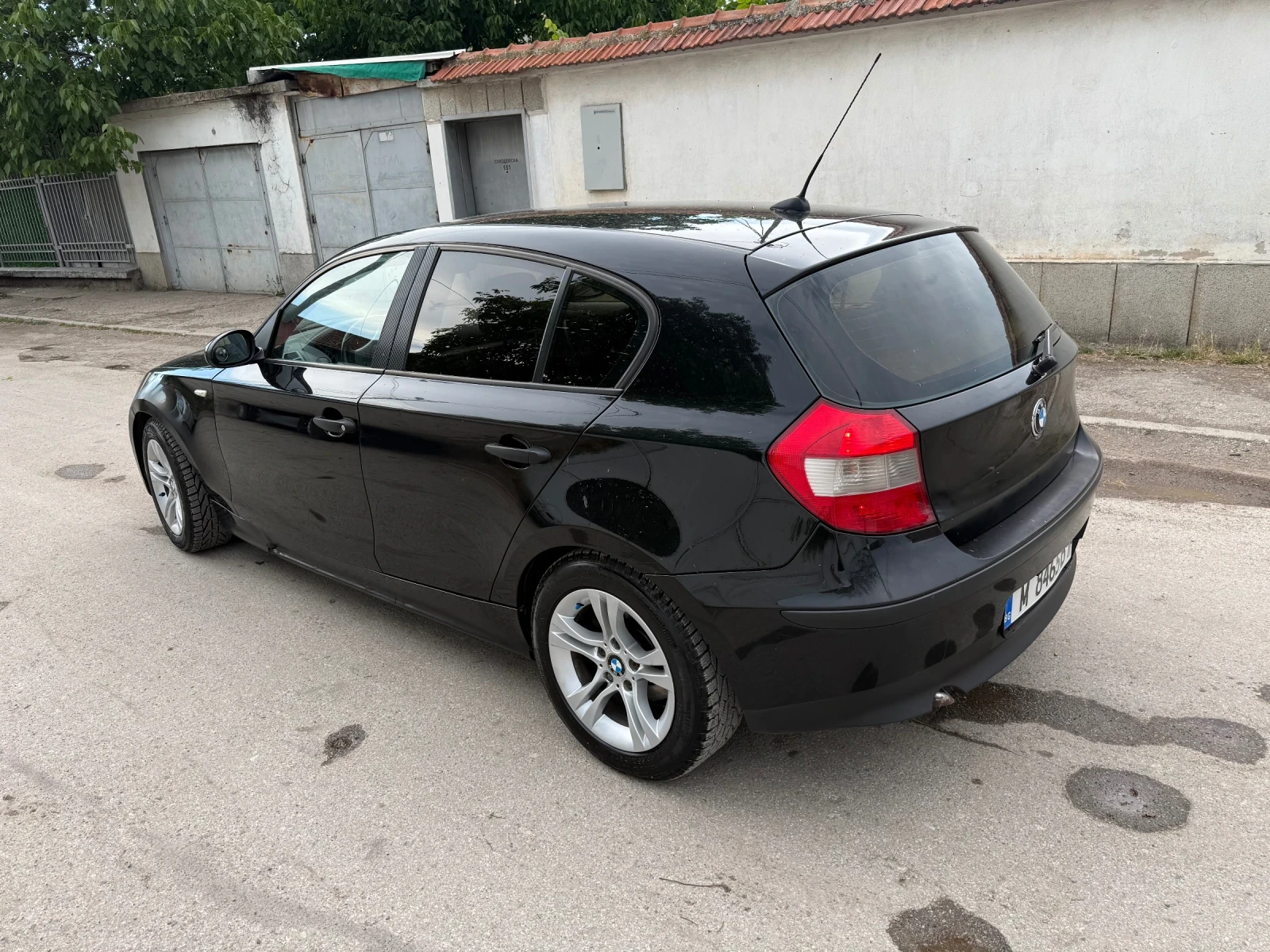 BMW 118 Обслужен , снимка 4 - Автомобили и джипове - 55191783