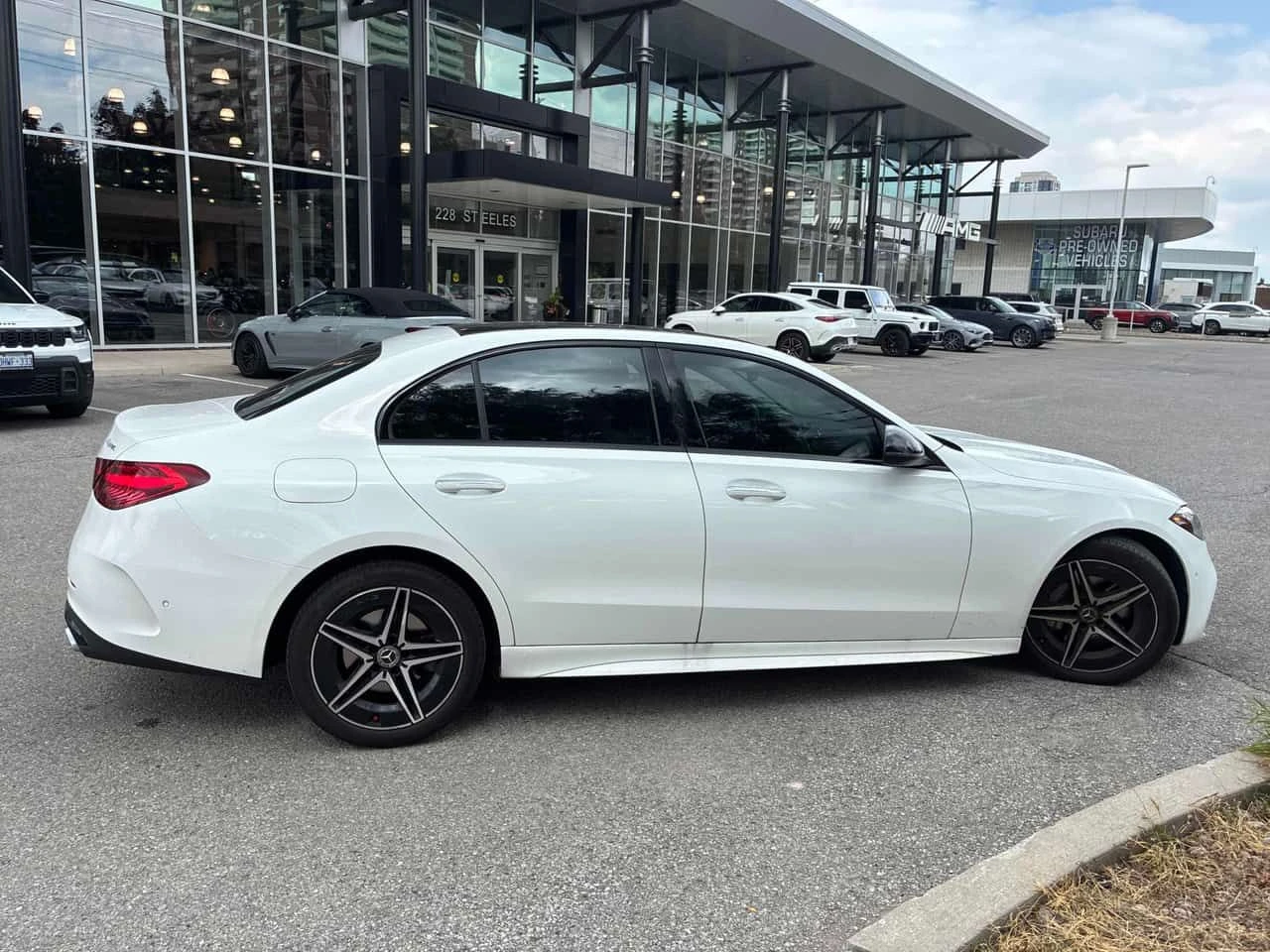 Mercedes-Benz C 300 * CARFAX * ОТ ПРЕДСТАВИТЕЛСТВО НА МЕРЦЕДЕС * , снимка 3 - Автомобили и джипове - 55588535