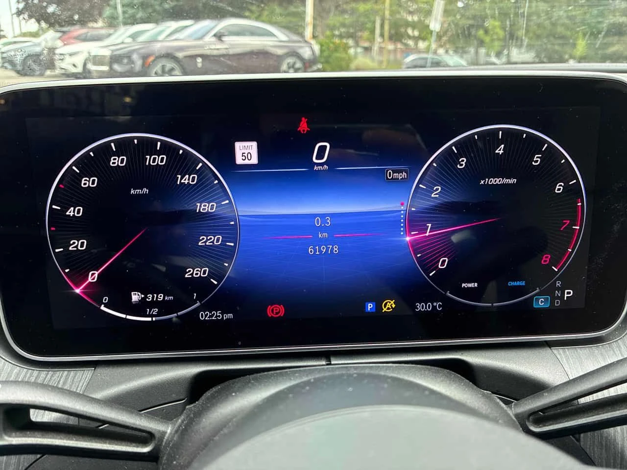 Mercedes-Benz C 300 * CARFAX * ОТ ПРЕДСТАВИТЕЛСТВО НА МЕРЦЕДЕС * , снимка 8 - Автомобили и джипове - 55588535