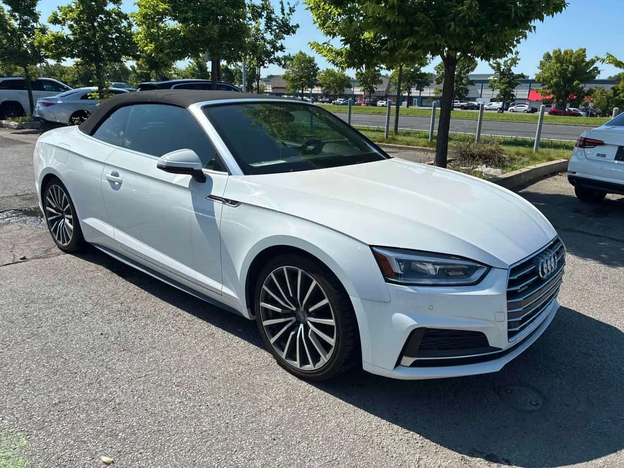 Audi Cabriolet * Technik * CARFAX * БЕЗ ПЪРВОНАЧАЛНА ВНОСКА, снимка 10 - Автомобили и джипове - 55662930