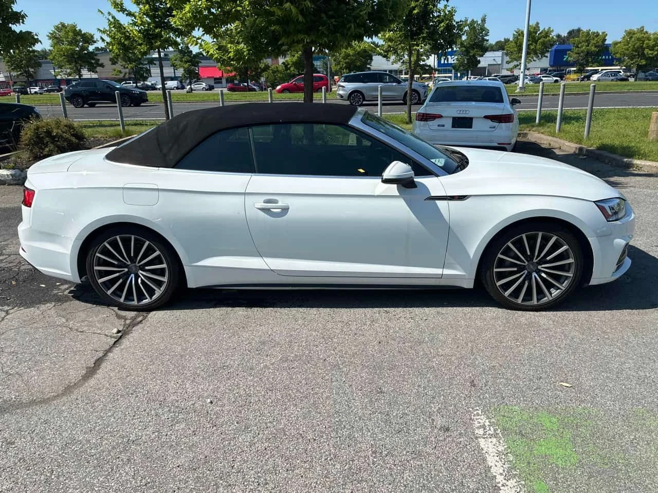 Audi Cabriolet * Technik * CARFAX * БЕЗ ПЪРВОНАЧАЛНА ВНОСКА, снимка 3 - Автомобили и джипове - 55662930