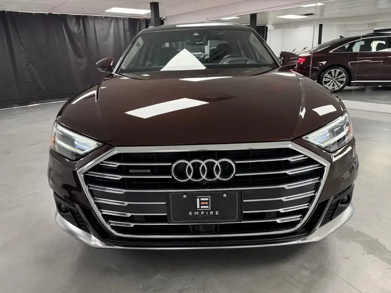 Audi A8 L60* 360* ДИСТРОНИК* ОБДУХ* ВАКУМ* КРАЙНА ЦЕНА, снимка 4 - Автомобили и джипове - 55769724