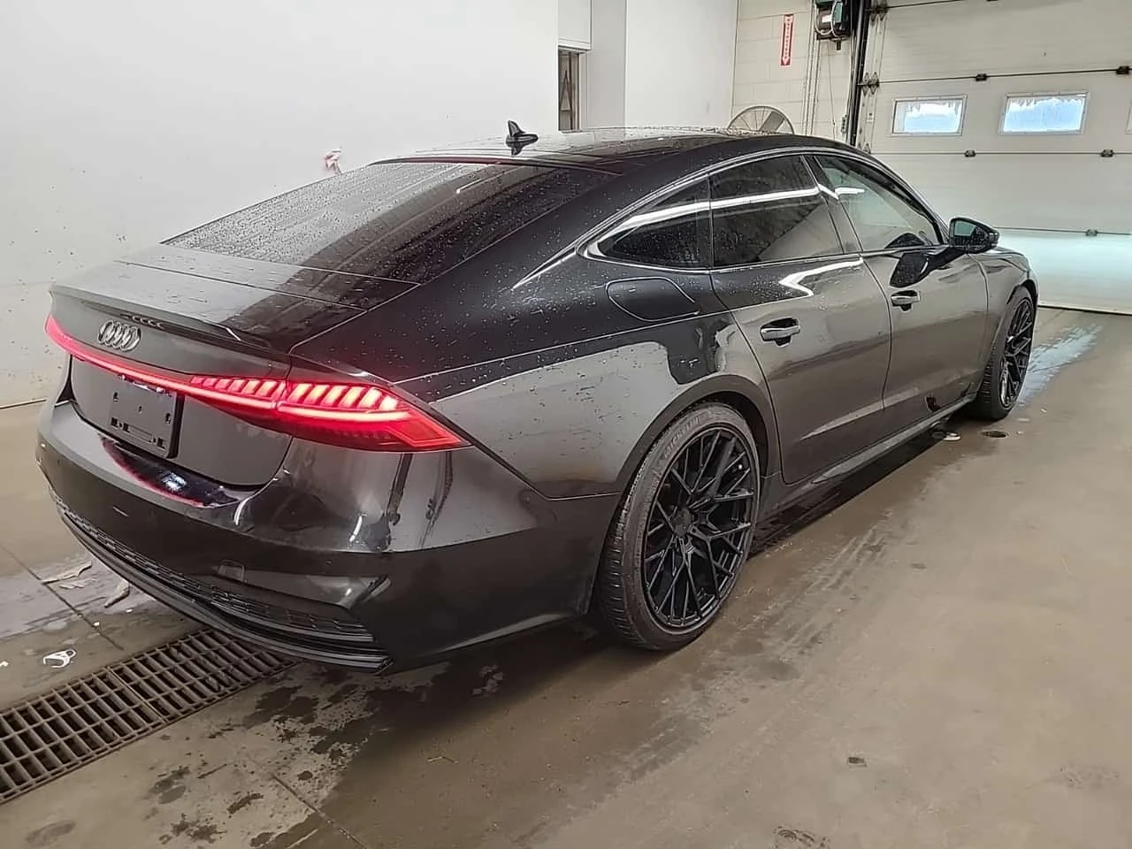 Audi A7 * PROGRESSIV * CARFAX * , снимка 3 - Автомобили и джипове - 56293231