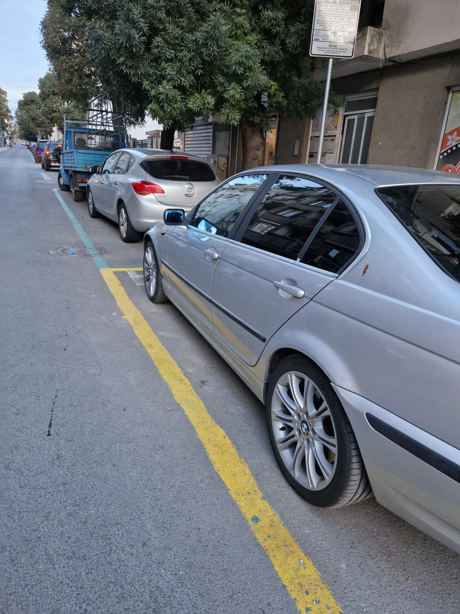 BMW 330 Бмв 330 газ бензин, снимка 6 - Автомобили и джипове - 56375205