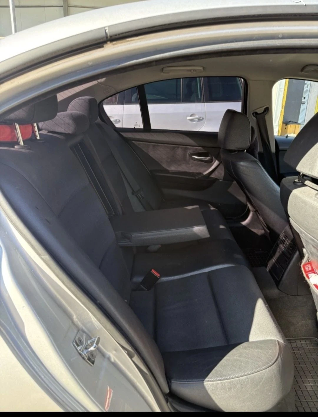 BMW 320, снимка 12 - Автомобили и джипове - 56451551