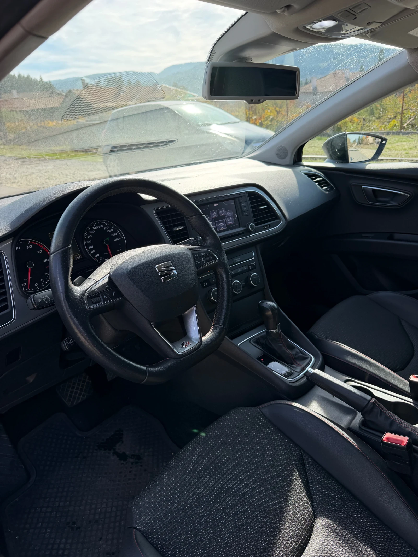 Seat Leon, снимка 10 - Автомобили и джипове - 56634308