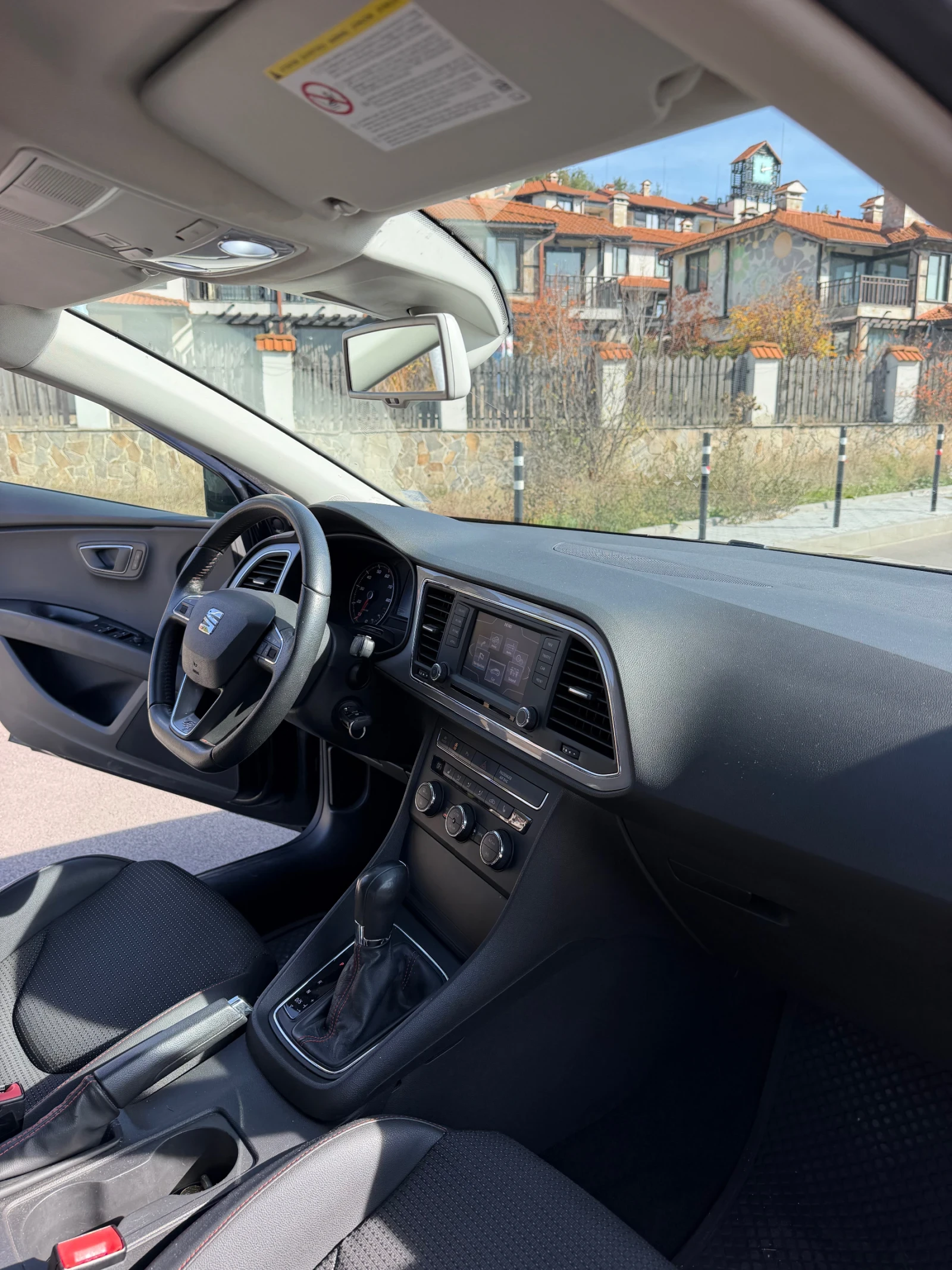 Seat Leon, снимка 16 - Автомобили и джипове - 56634308