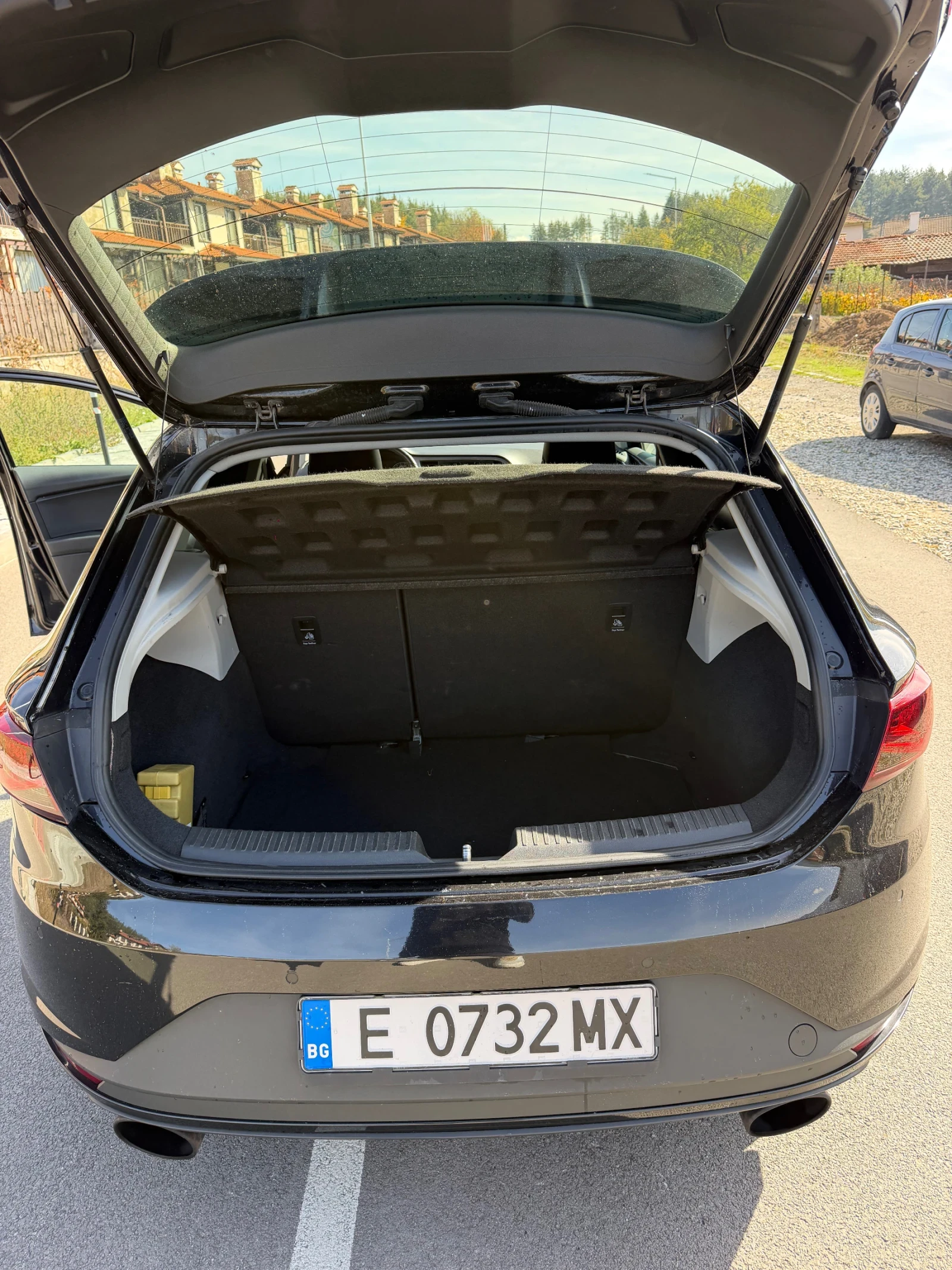Seat Leon, снимка 11 - Автомобили и джипове - 56634308