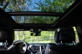 Jeep Grand cherokee Overland 5.7 HEMI V8 / High Altitude Pack, снимка 14 - Автомобили и джипове - 45390533