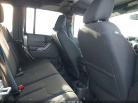 Jeep Avenger 3.6L V-6 DOHC, VVT, 285HP 4X4 Drive, снимка 13