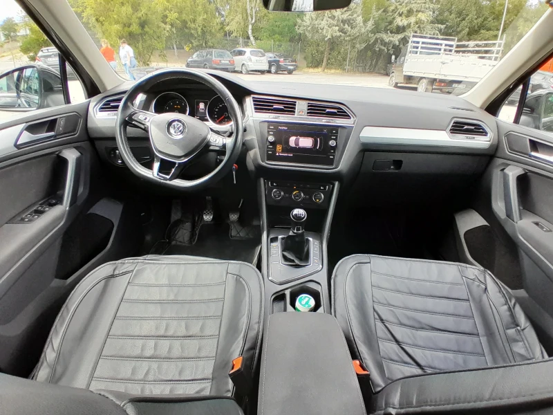 VW Tiguan R- LINE, снимка 16 - Автомобили и джипове - 52688328