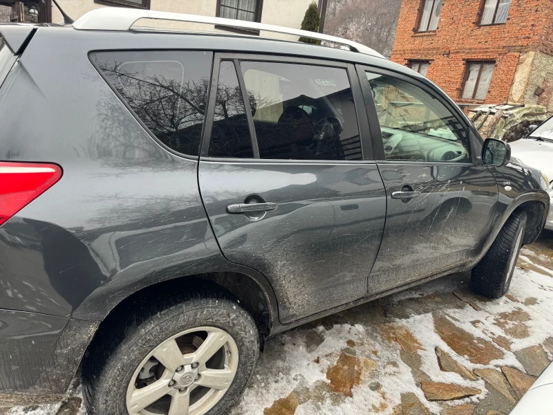 Toyota Rav4, снимка 5 - Автомобили и джипове - 53062875
