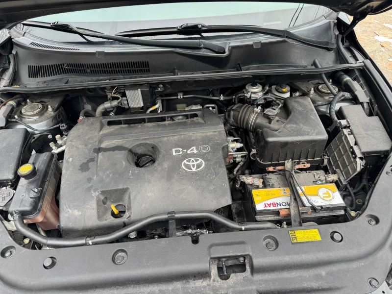 Toyota Rav4, снимка 9 - Автомобили и джипове - 53062875