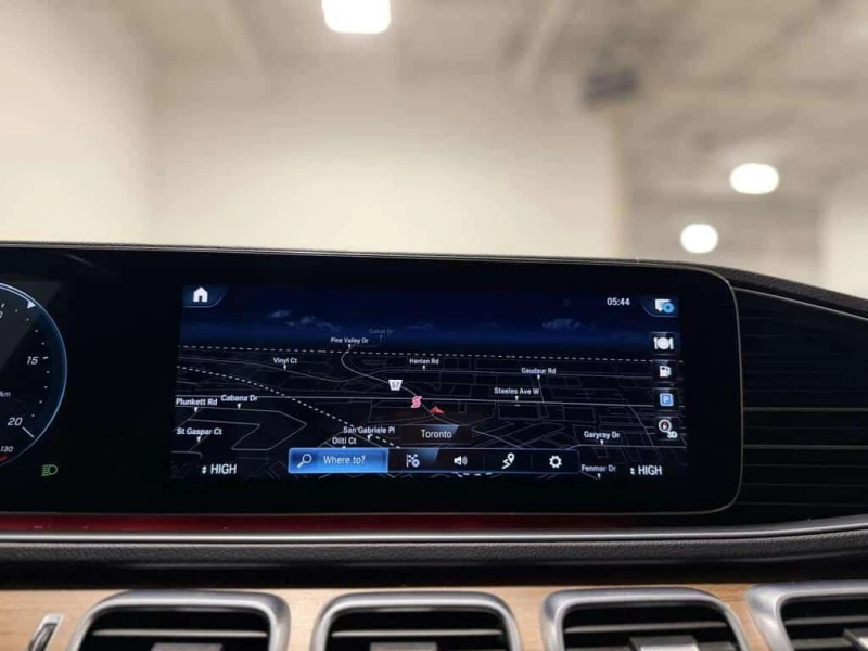 Mercedes-Benz GLE 350 2022 * 360 / ПОДГРЕВ / ПАНО * ОТ ПРЕДСТАВИТЕЛСТВО, снимка 14 - Автомобили и джипове - 53596593