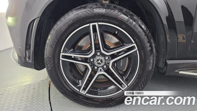 Mercedes-Benz GLE 400 | TOP SERVICE , снимка 5 - Автомобили и джипове - 56013765