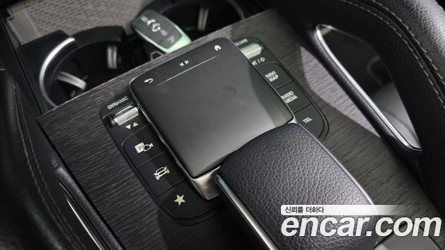 Mercedes-Benz GLE 400 | TOP SERVICE , снимка 16 - Автомобили и джипове - 56013765