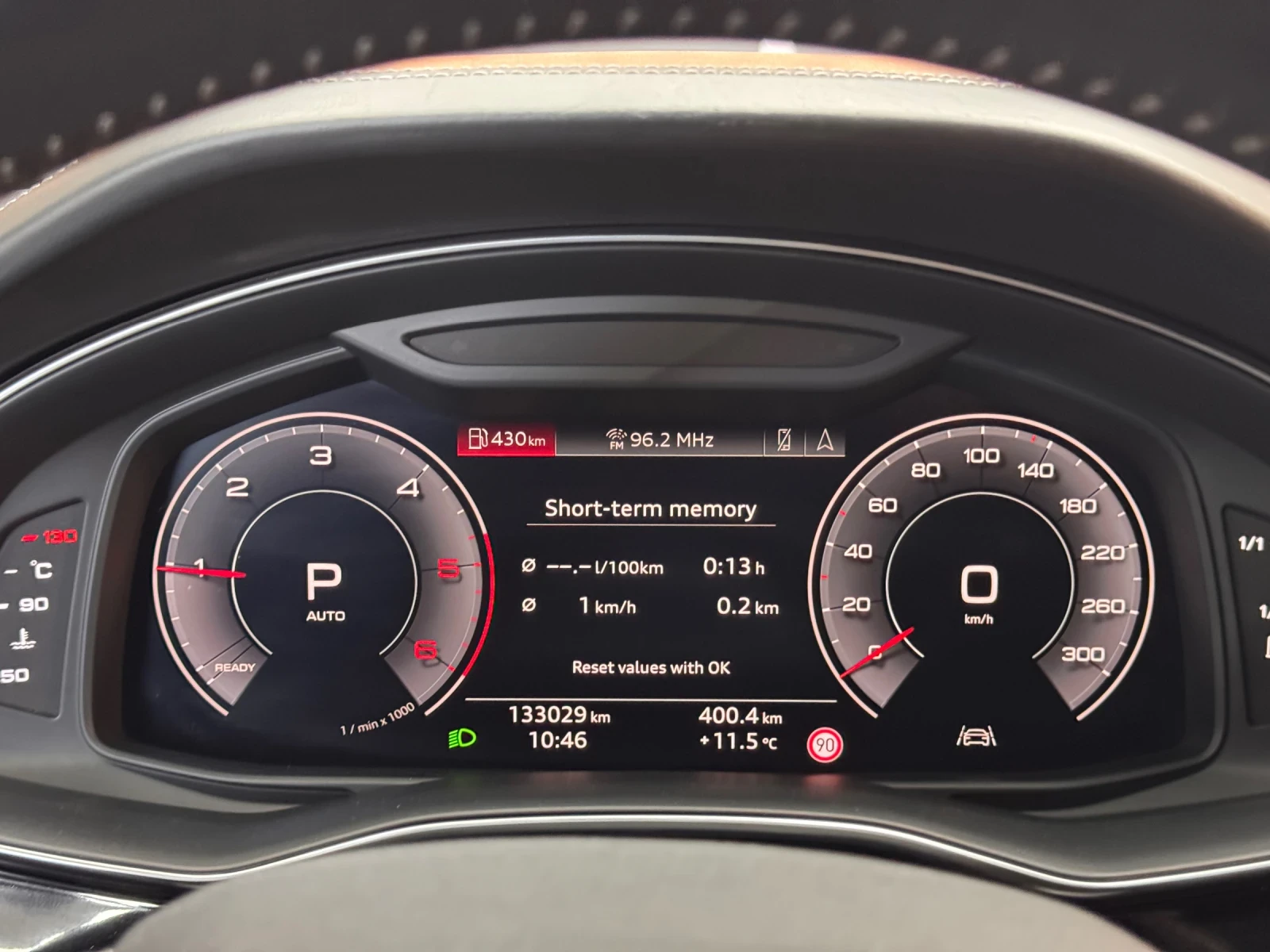 Audi Q8 50TDI* S Line* DISTRO* KEYLESS* 360CAM | Mobile.bg   15