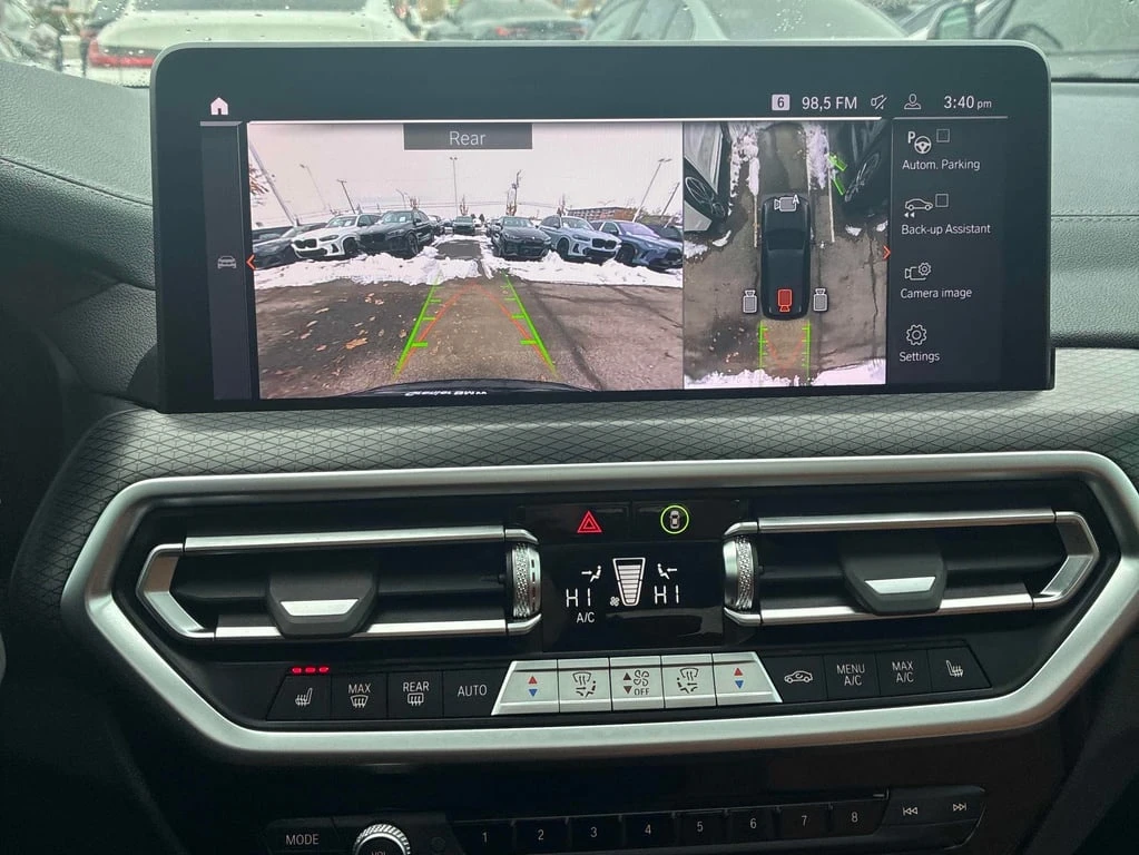 BMW X3 xDrive30i  CARFAX | Mobile.bg   11