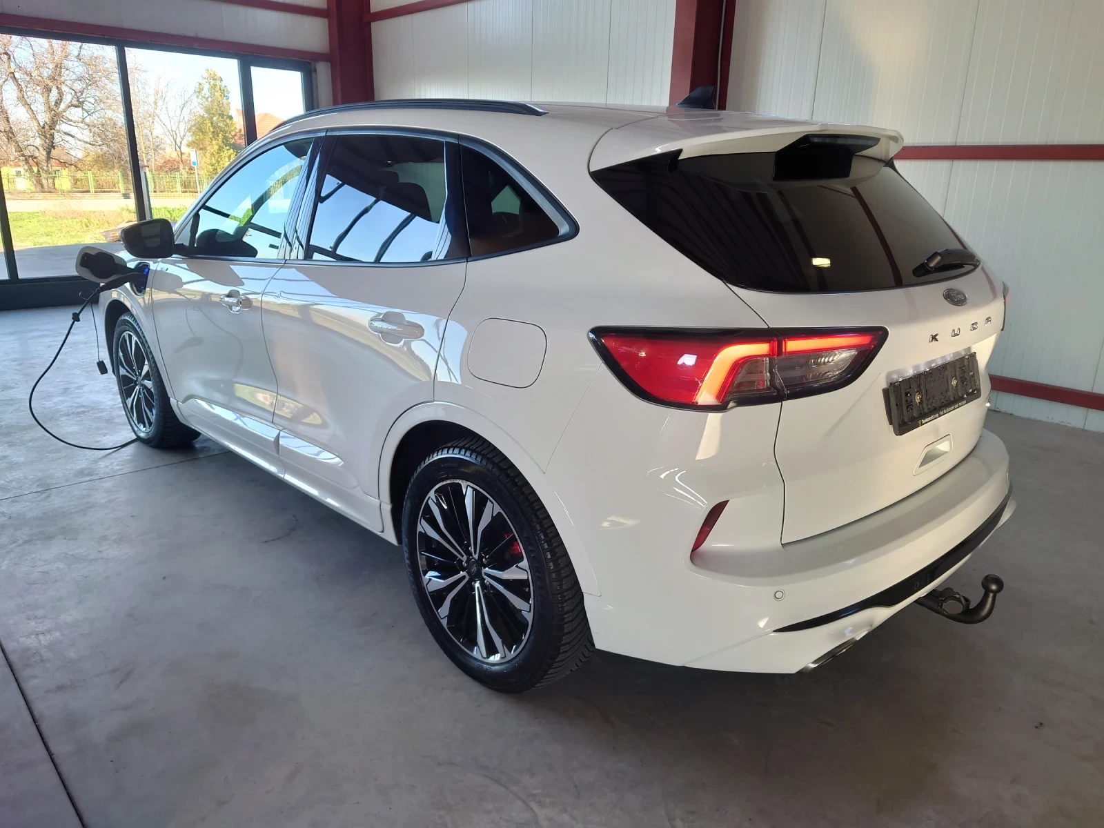 Ford Kuga ST Line X 2.5 - изображение 6