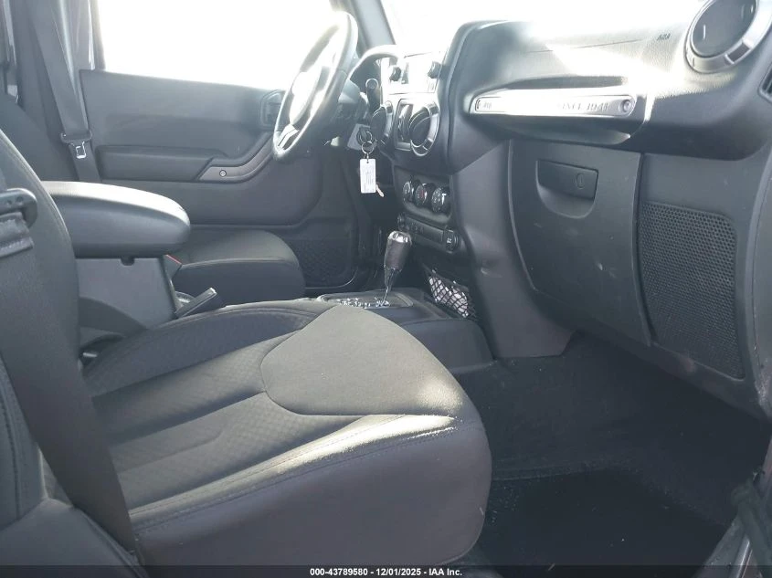 Jeep Avenger 3.6L V-6 DOHC, VVT, 285HP 4X4 Drive | Mobile.bg � ����������� 10