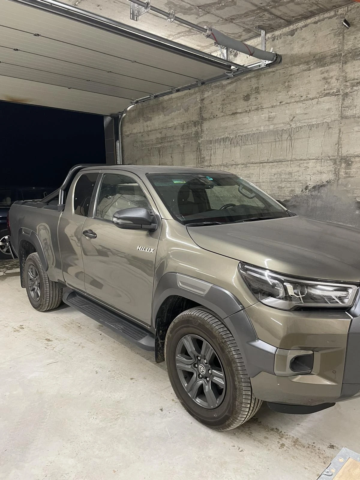 Toyota Hilux, снимка 2 - Автомобили и джипове - 53906313