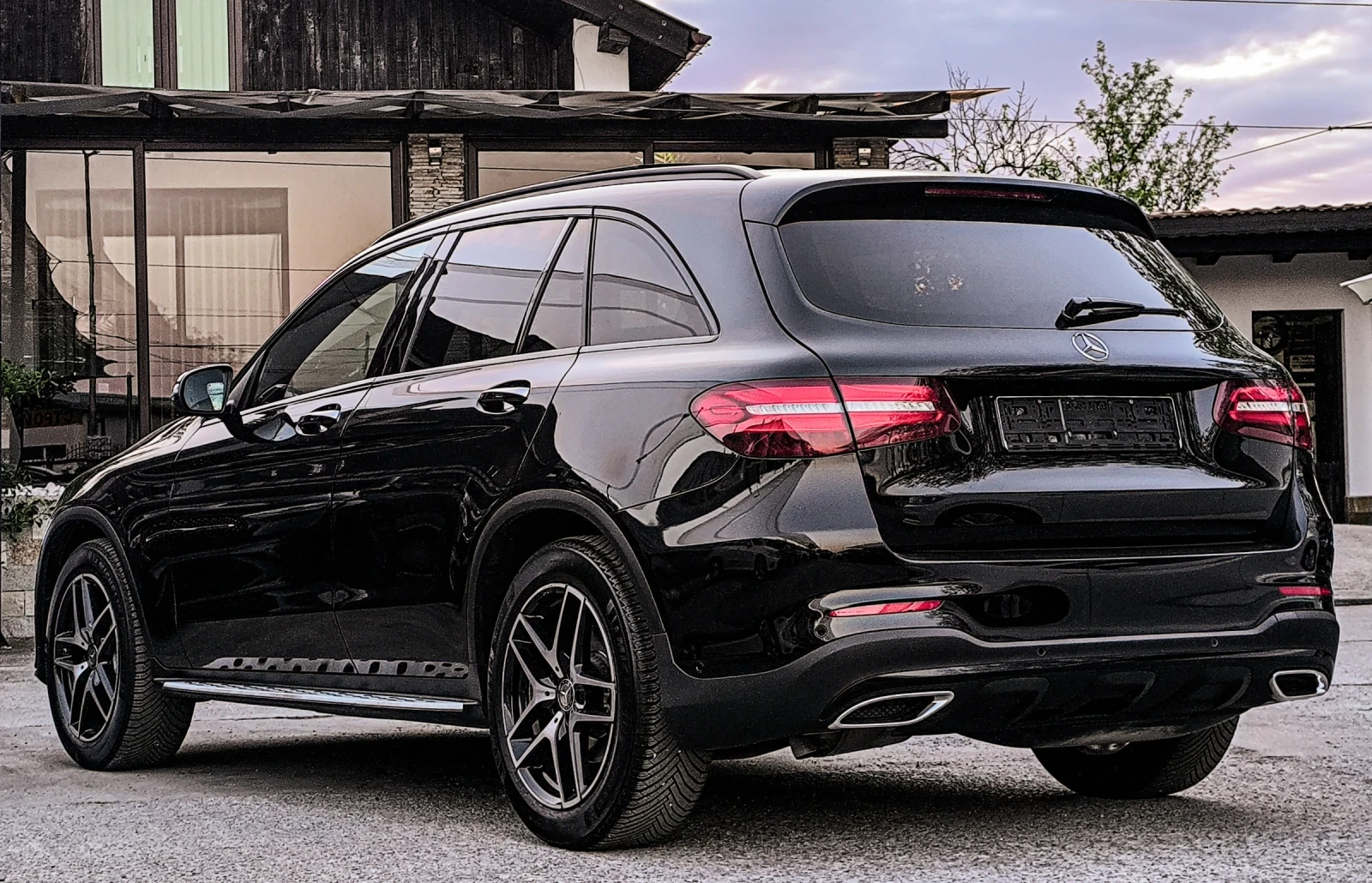 Mercedes-Benz GLC 250 D/AMG-LINE/ПАНОРАМА/360/BURMEISTER/KEYLESS/FULLLLL, снимка 6 - Автомобили и джипове - 54314598