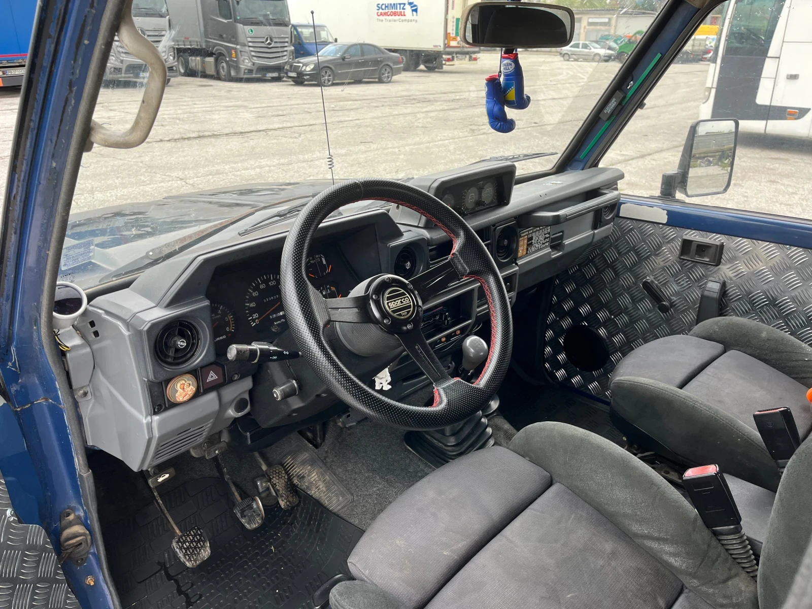 Toyota Land cruiser 2.4, снимка 11 - Автомобили и джипове - 54380390