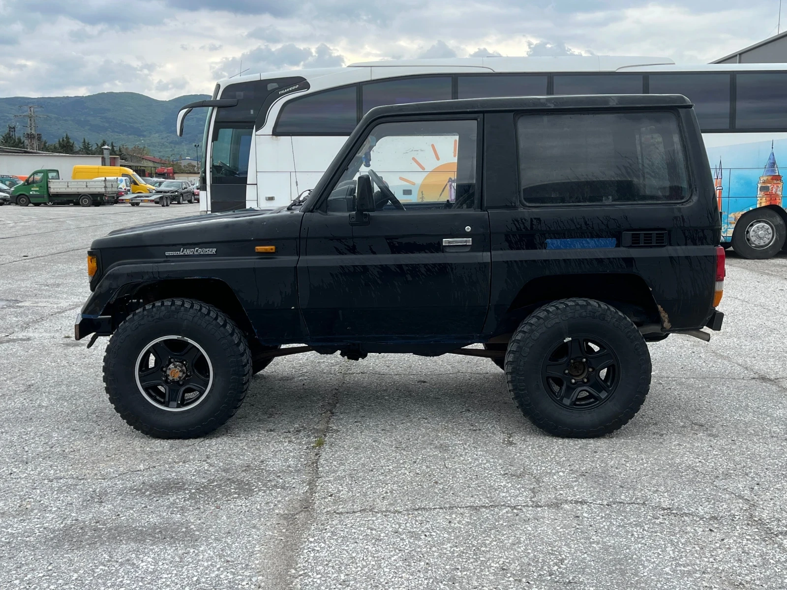 Toyota Land cruiser 2.4, снимка 2 - Автомобили и джипове - 54380390