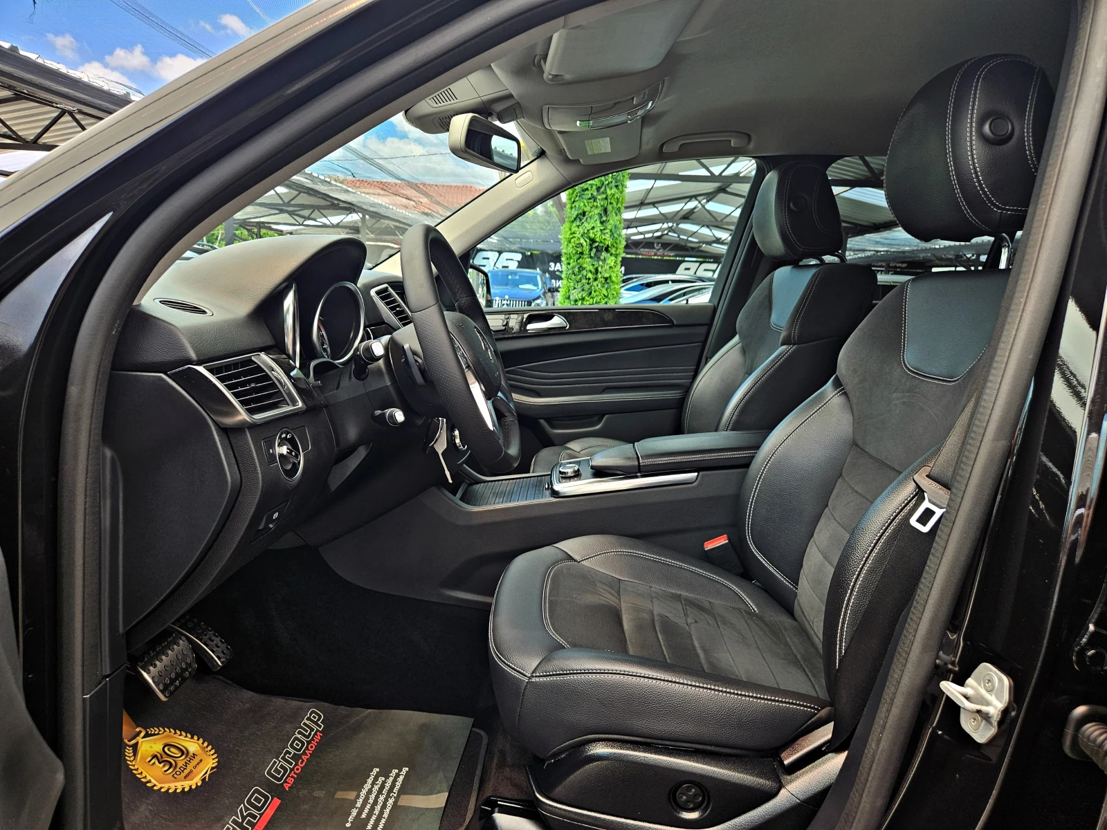 Mercedes-Benz ML 350 AMG/GERMANY/CAMERA/ПОДГРЕВ/АМБИЕНТ/AUTO HOLD/LIZIN, снимка 15 - Автомобили и джипове - 54959201