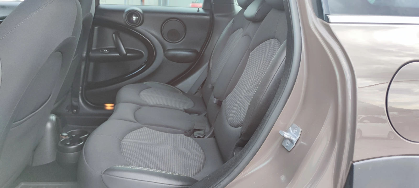 Mini Countryman 1.6D ALL4, снимка 14 - Автомобили и джипове - 55217083