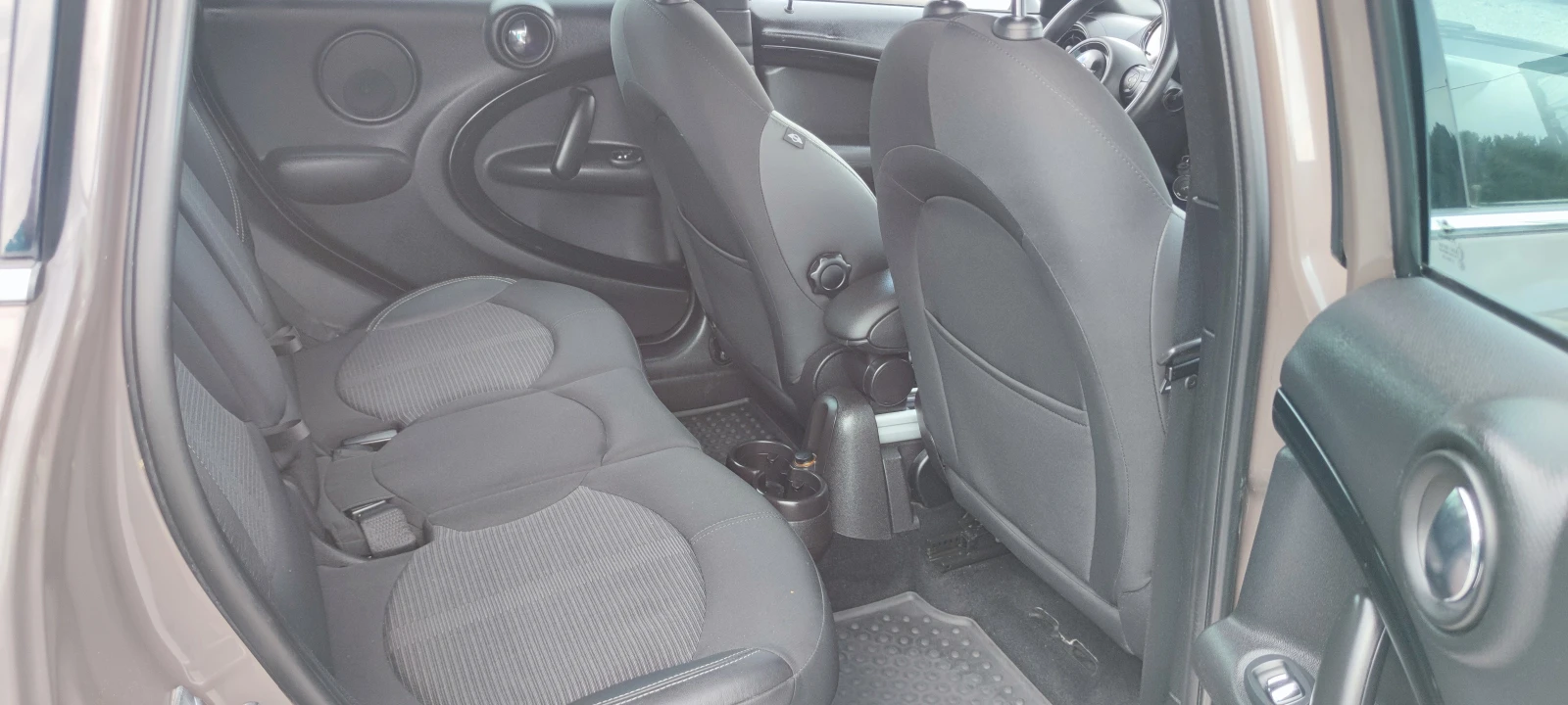 Mini Countryman 1.6D ALL4, снимка 11 - Автомобили и джипове - 55217083
