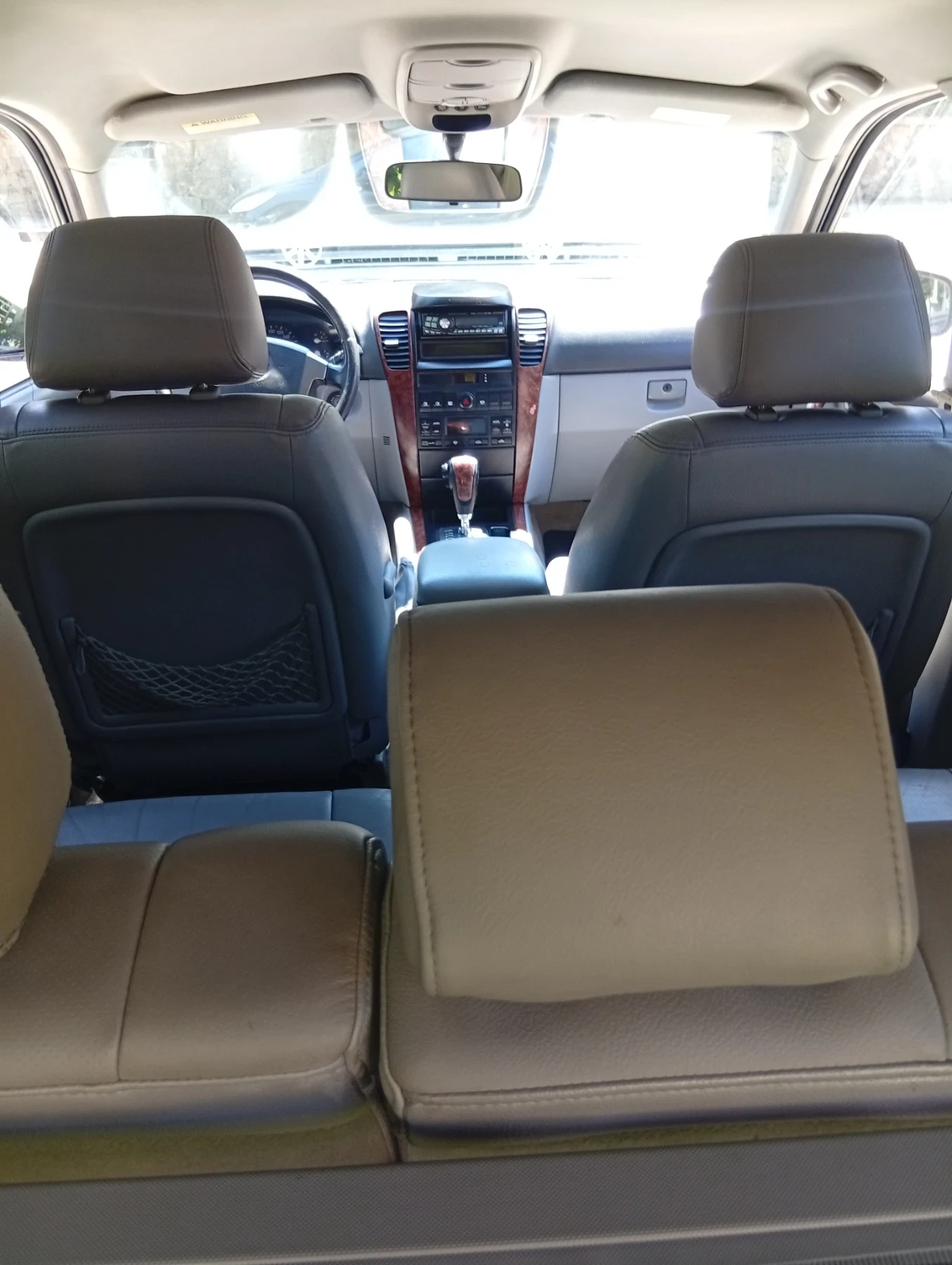 Kia Sorento 2.5 CRDI, снимка 7 - Автомобили и джипове - 56131204