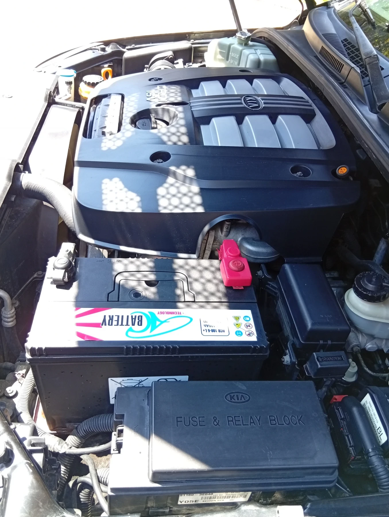 Kia Sorento 2.5 CRDI, снимка 9 - Автомобили и джипове - 56131204