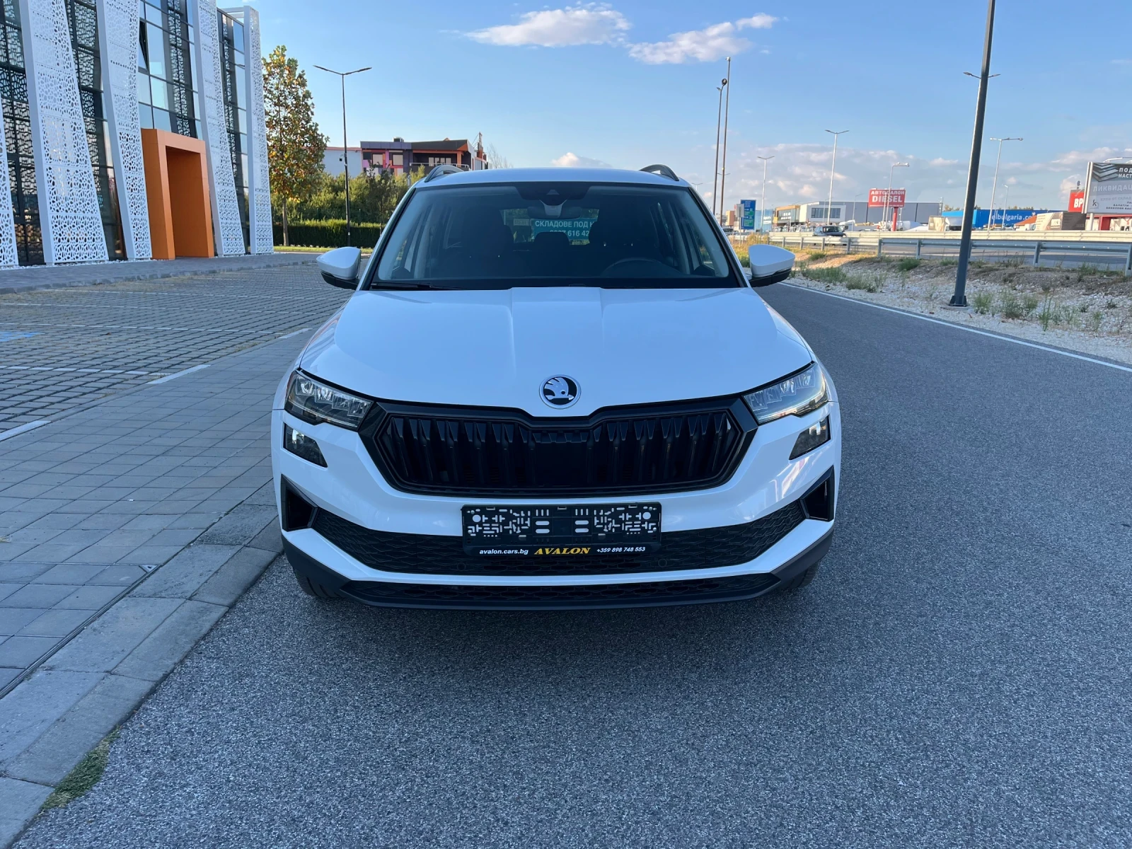 Skoda Karoq 2.0TDI Автомат  DSG, снимка 2 - Автомобили и джипове - 56162950