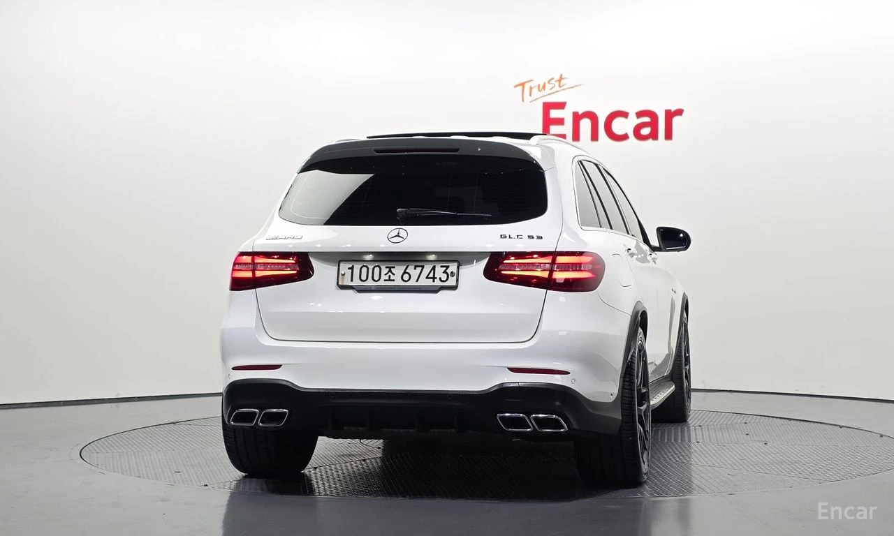 Mercedes-Benz GLC 63 AMG 4MATIC+ * BURMESTER* ДИСТРОНИК* ХЕДЪП* 360КАМЕРА* , снимка 4 - Автомобили и джипове - 56195682