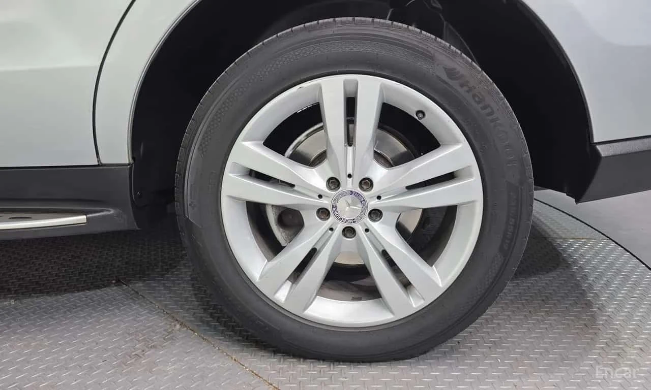 Mercedes-Benz ML 350 * ML350 BlueTEC 4MATIC * , снимка 5 - Автомобили и джипове - 56233073