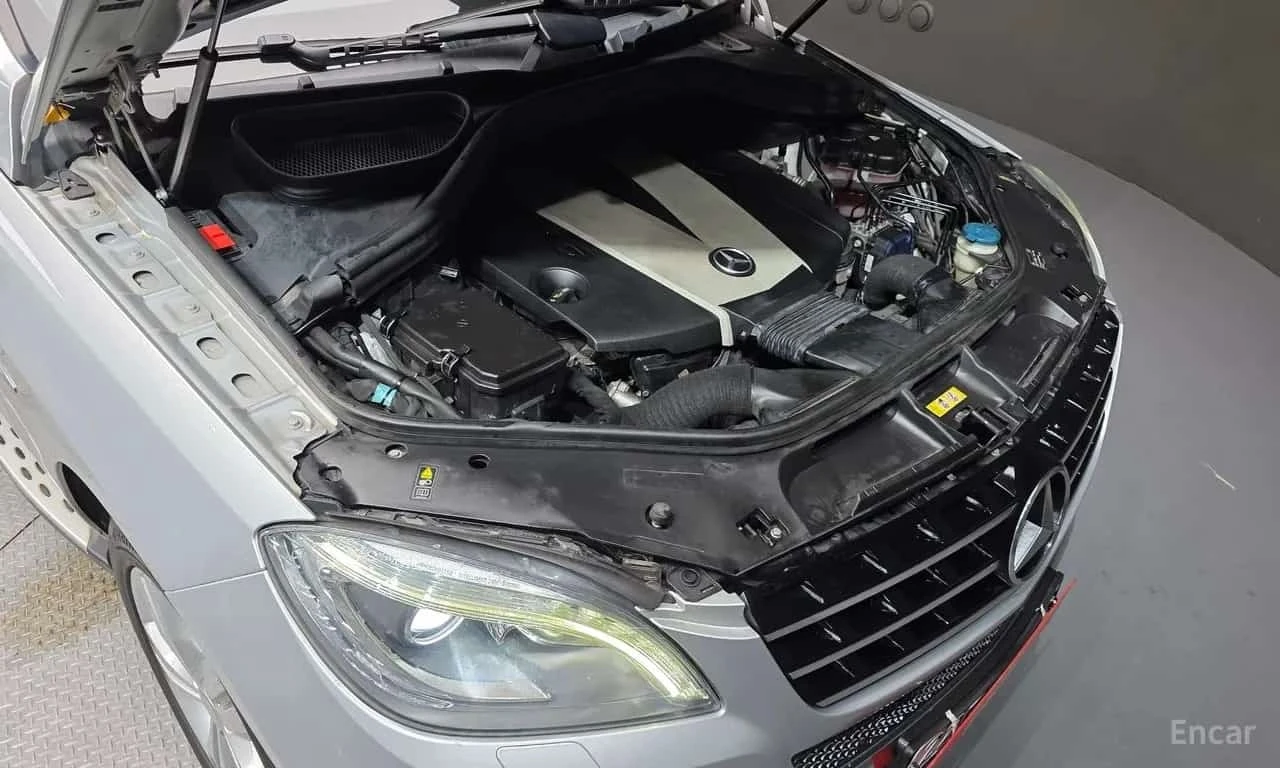 Mercedes-Benz ML 350 * ML350 BlueTEC 4MATIC * , снимка 17 - Автомобили и джипове - 56233073