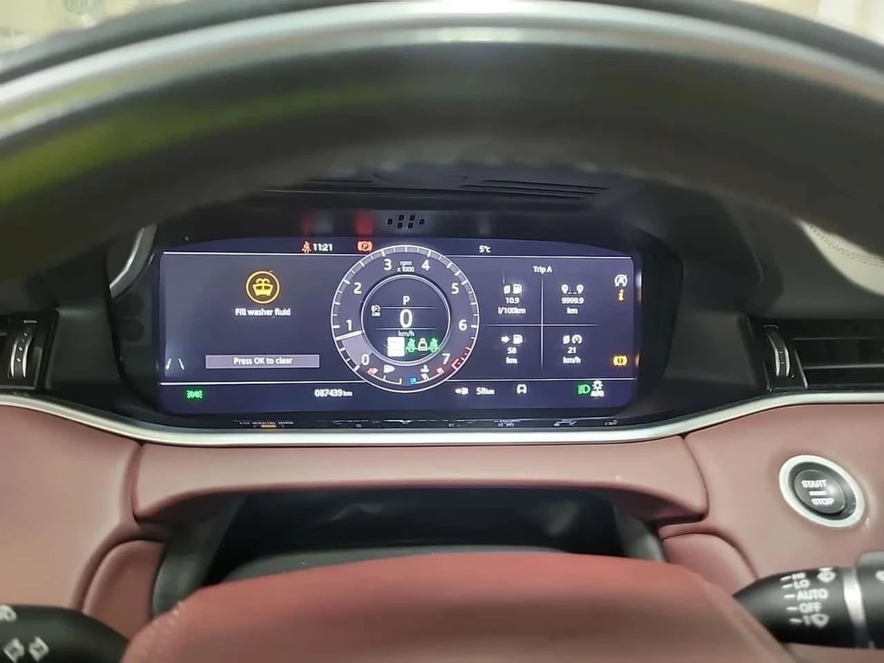 Land Rover Range Rover Evoque, снимка 9 - Автомобили и джипове - 56690214