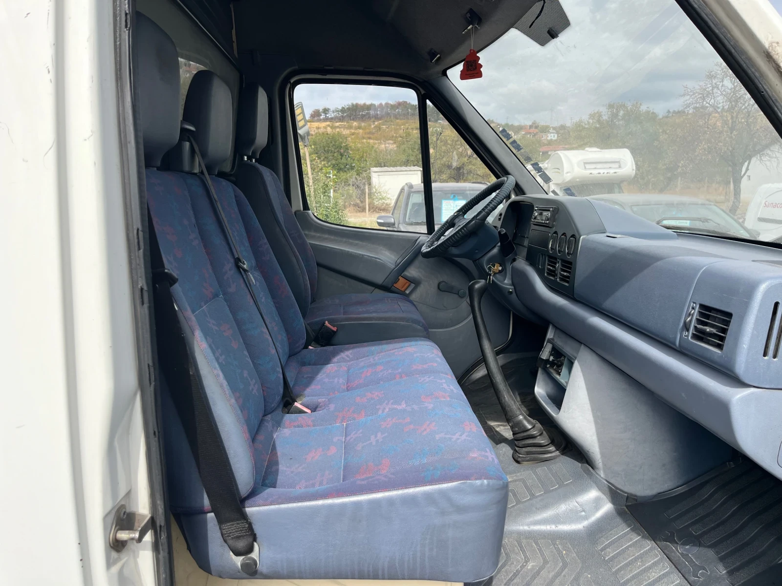 Mercedes-Benz Sprinter 412 2.9D  | Mobile.bg   13