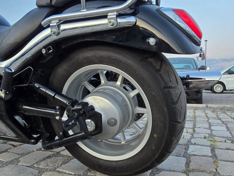 Suzuki Intruder C1800R 22500KM. УНИКАТ!!!, снимка 9 - Мотоциклети и мототехника - 53508566