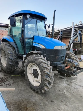 Трактор New Holland TD70D, снимка 1