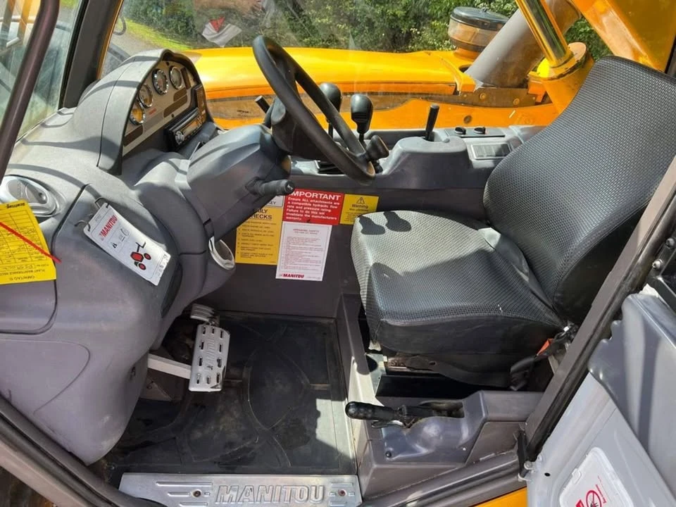 Телескопичен товарач Manitou mt932 - изображение 3