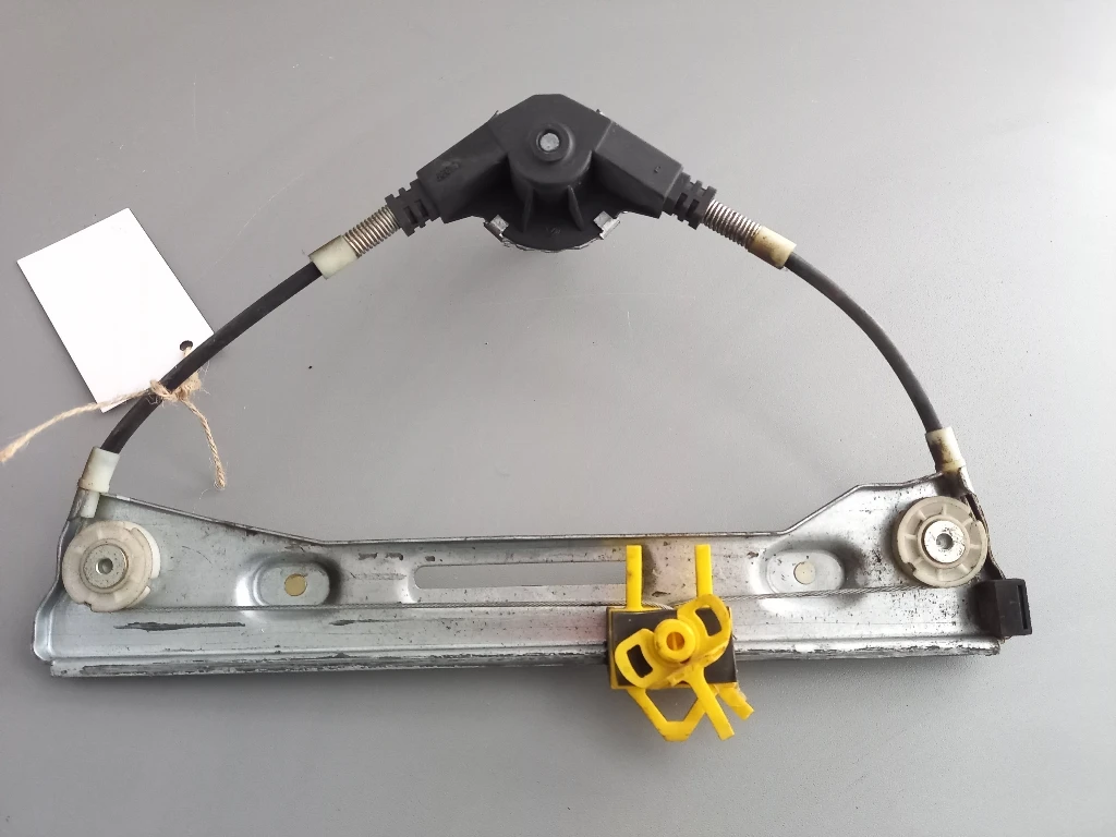 Машинка стъкло стъклоповдигач задна дясна ръчна Фиат Панда 