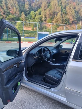 Mercedes-Benz E 270, снимка 15