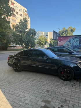 Mercedes-Benz E 320, снимка 5