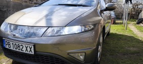 Honda Civic 1.8 vtec 140 lpg, снимка 17 - Автомобили и джипове - 44806526