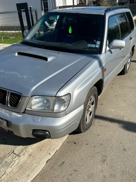 Subaru Forester 2.0 S-turbo 177к.с., снимка 2